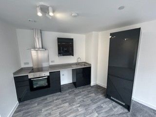 Property photo 2 of 6 Kitchen