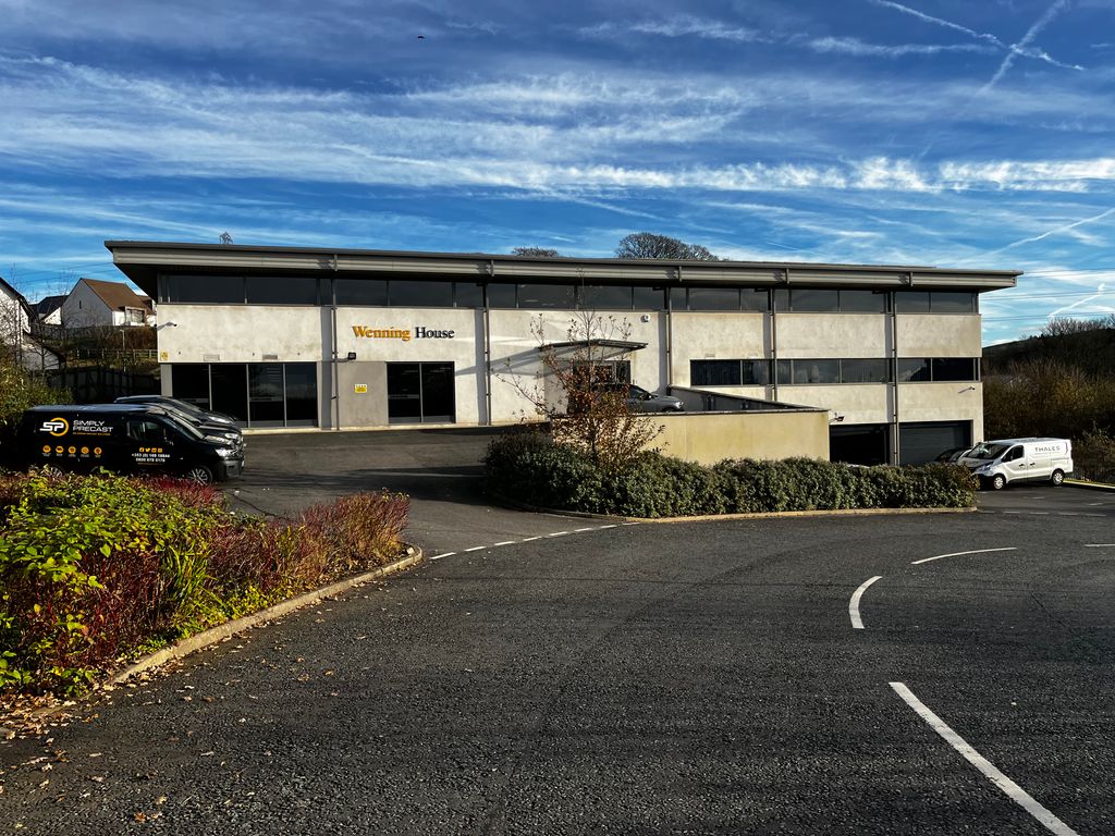 Property photo 1 of 6 Front Of House