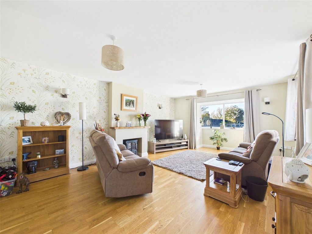 Property photo 3 of 38 Picture No. 58