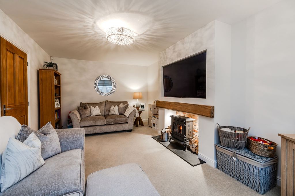 Property photo 3 of 24 C.Lo