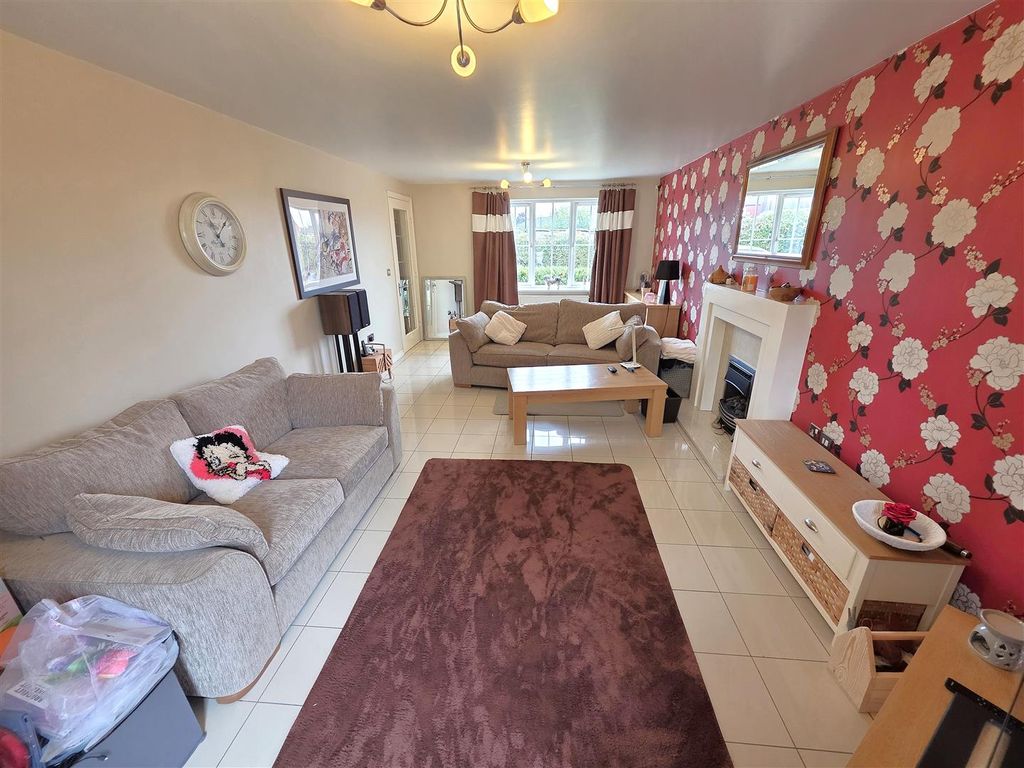 Property photo 2 of 30 20251001_110704.Jpg