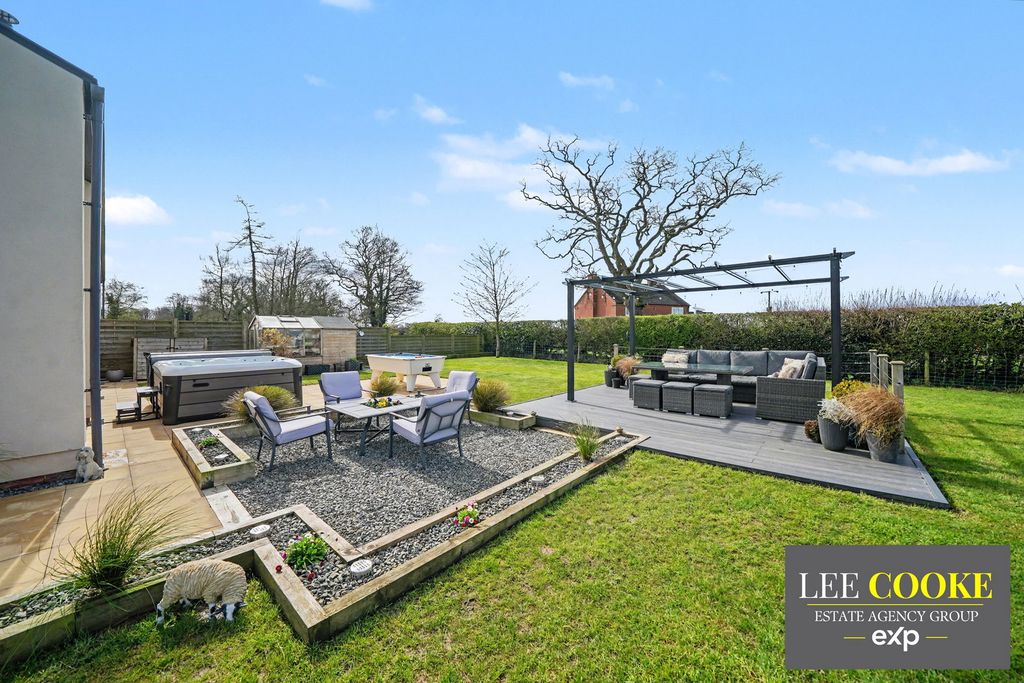 Property photo 2 of 56