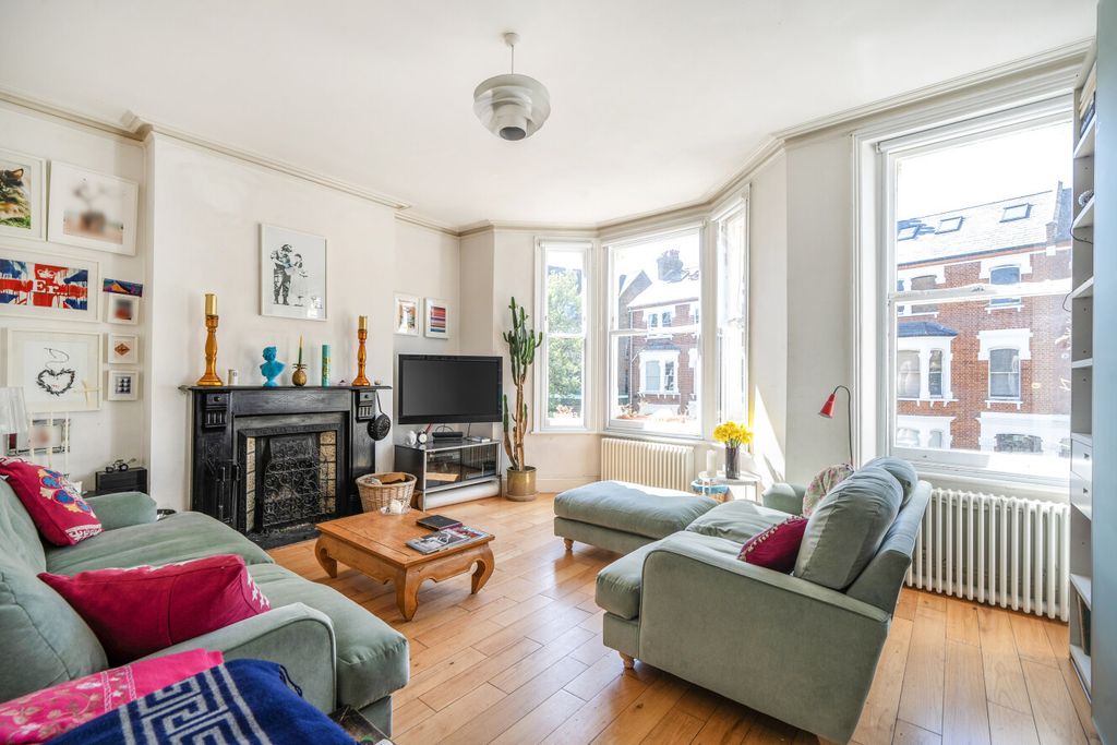 Property photo 2 of 22 1440212-22-69d500...