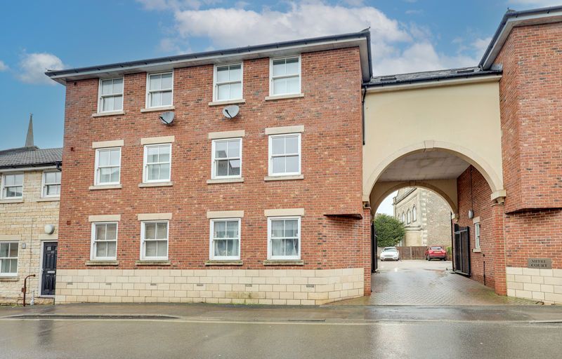 Property photo 1 of 7 Photo 7