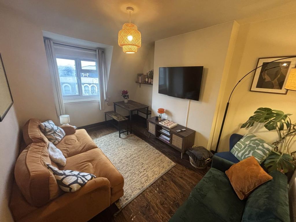 Property photo 2 of 8 Img_0871