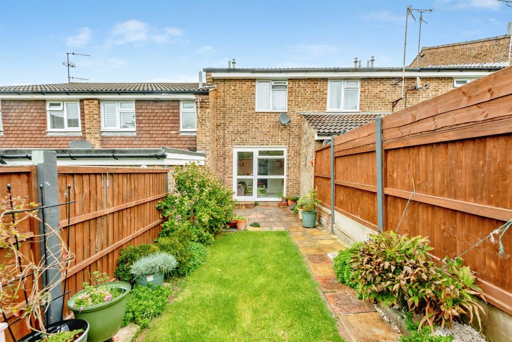 Property photo 2 of 13