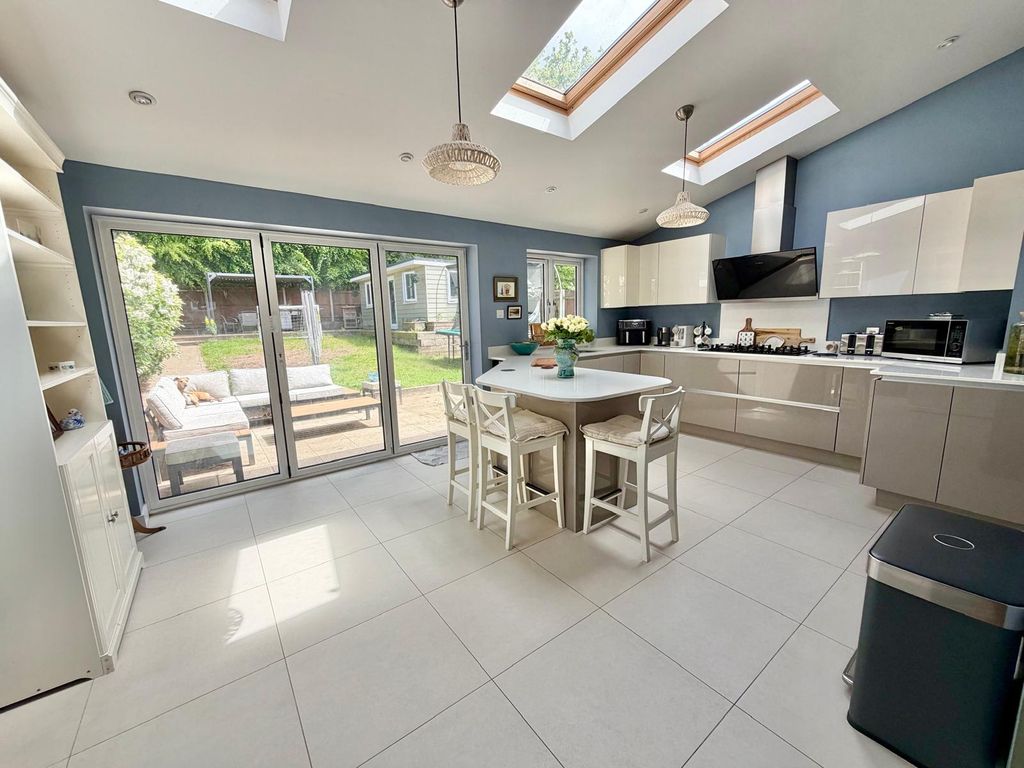 Property photo 2 of 31 Img_0236