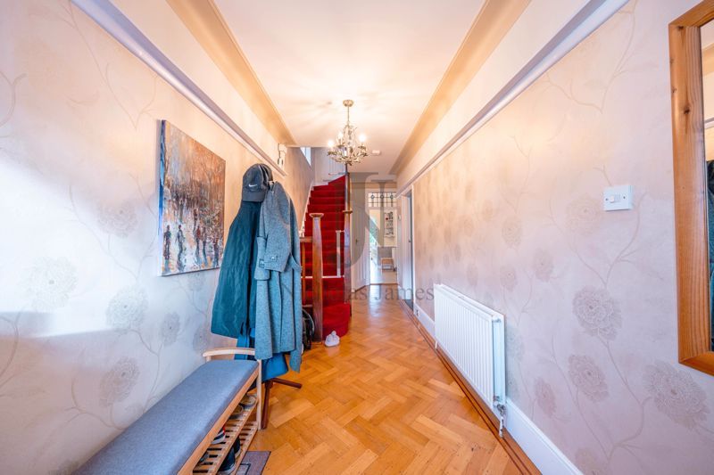 Property photo 2 of 40 Photo 1