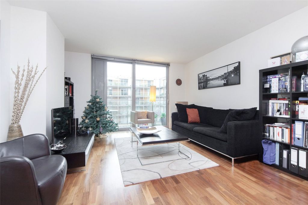 Property photo 1 of 10 Picture No. 06