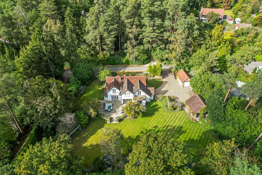 Property photo 1 of 20