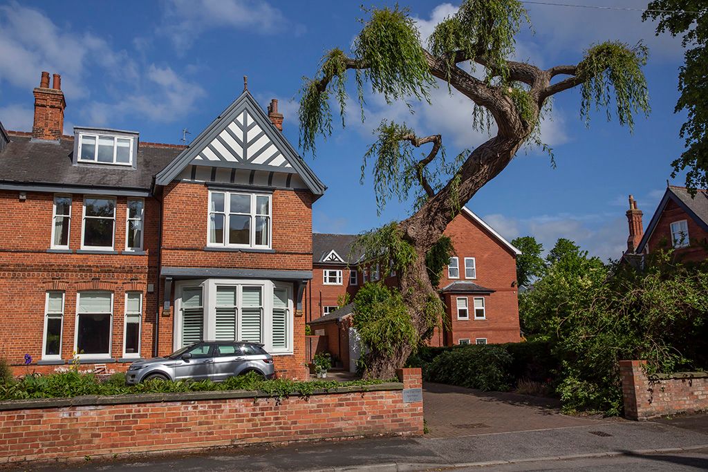 Property photo 3 of 8