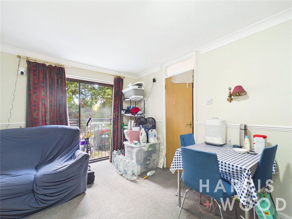 Property photo 3 of 11 Picture No. 16