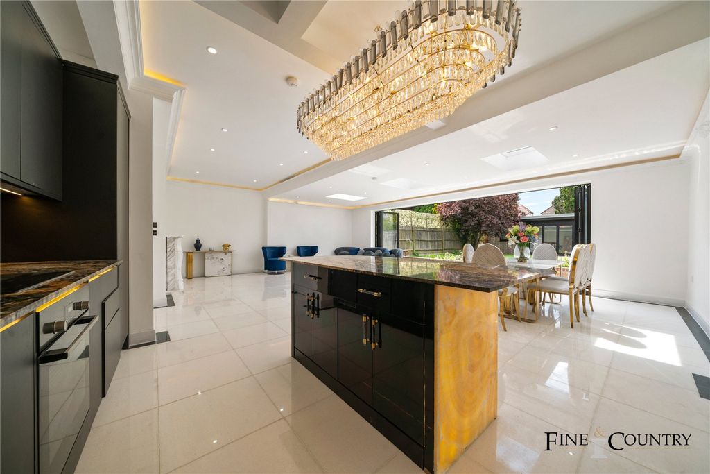 Property photo 1 of 14 Picture No. 07