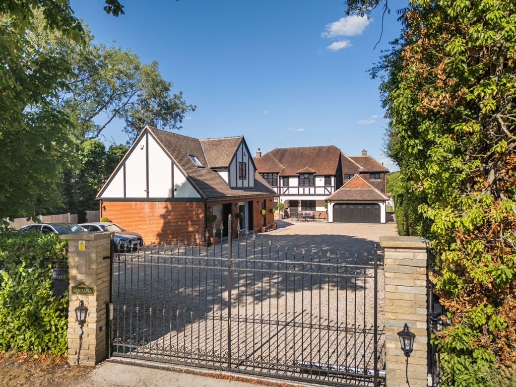 Property photo 1 of 33