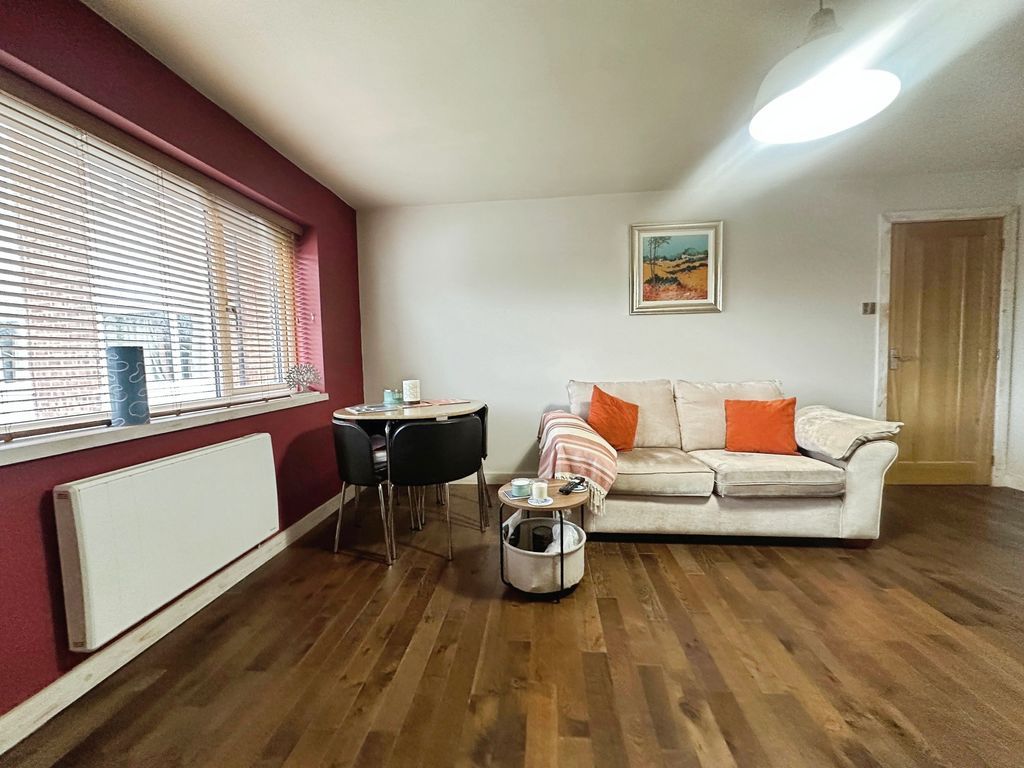 Property photo 2 of 11 Photo 7