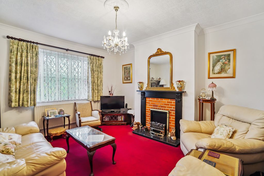 Property photo 2 of 16