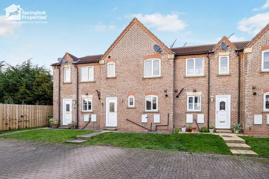 Property photo 1 of 15 Front View