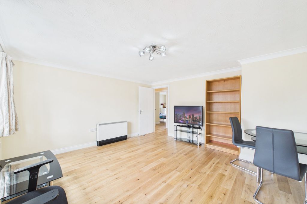 Property photo 2 of 11 Picture No. 07