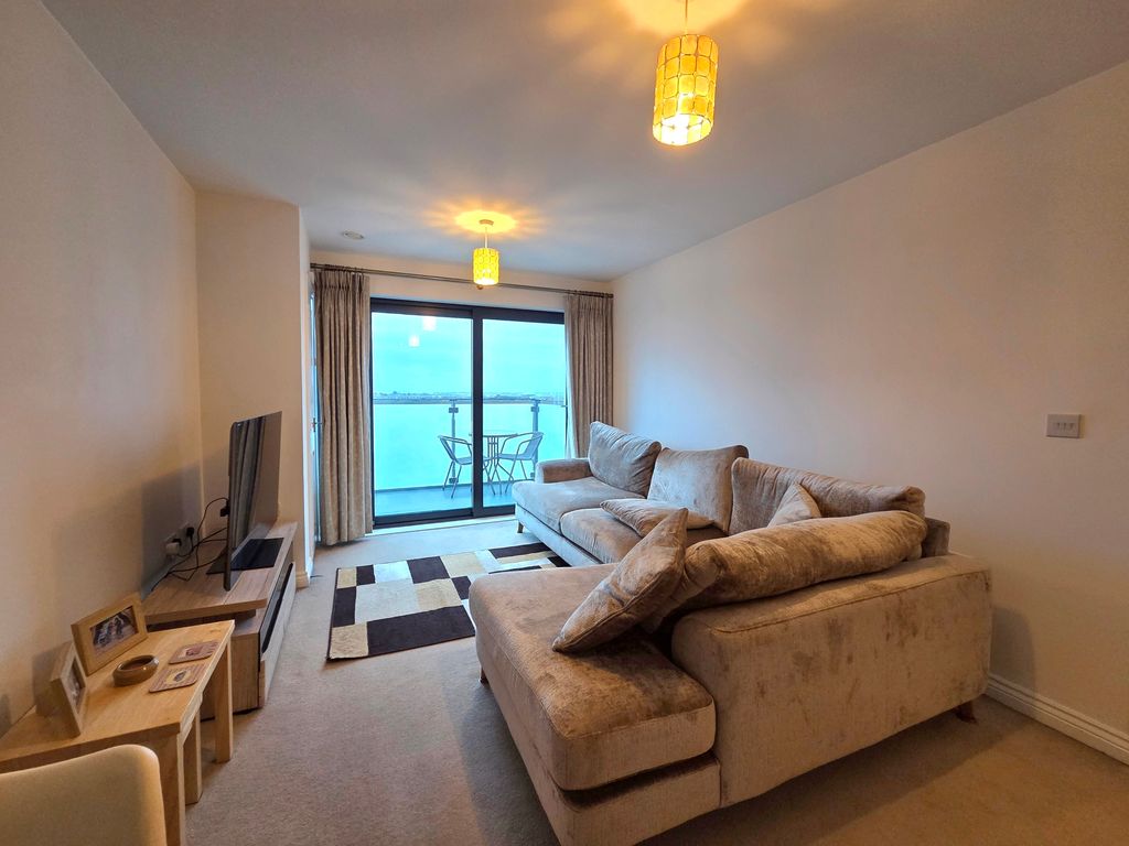 Property photo 2 of 13 Image