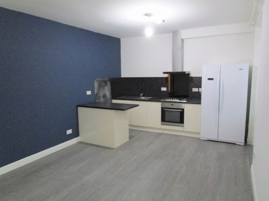 Property photo 3 of 11 Img_4140