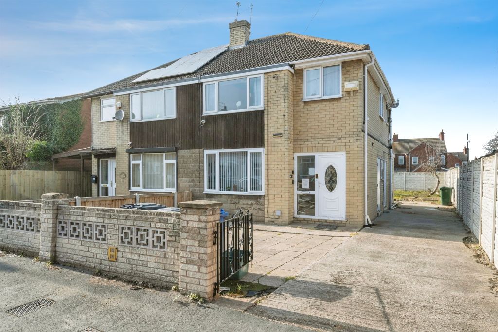 Property photo 1 of 14