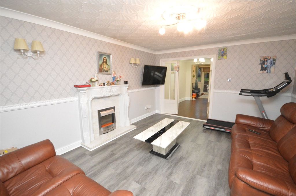 Property photo 2 of 11 Picture 2