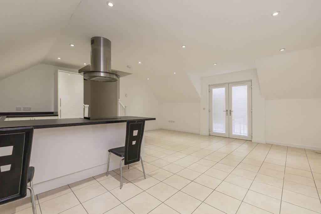 Property photo 3 of 23 Photo 3