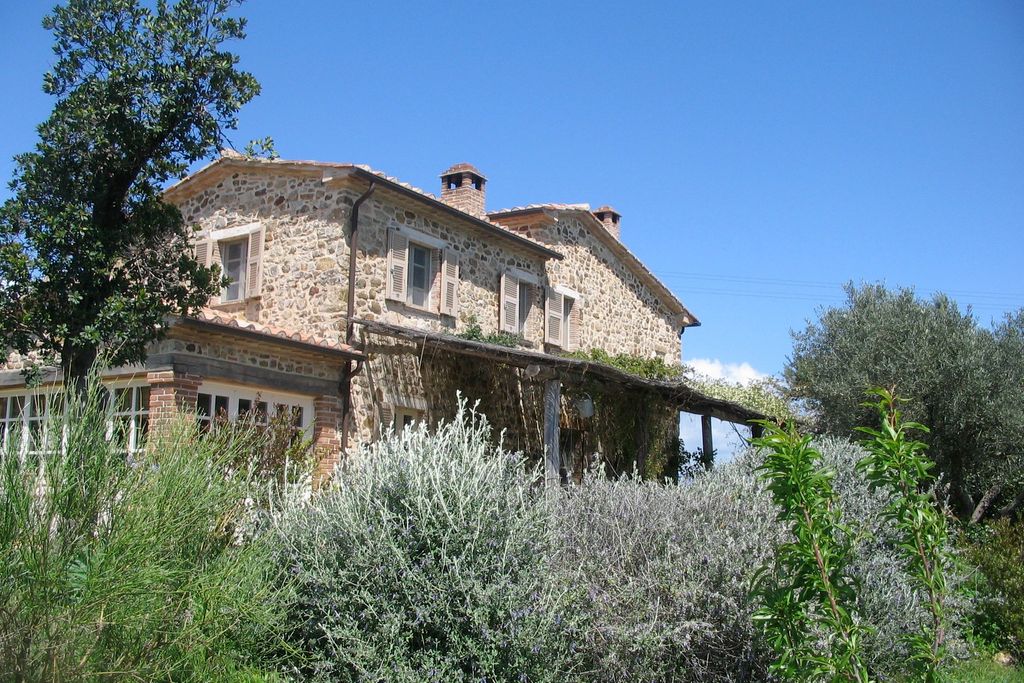 Property photo 1 of 38