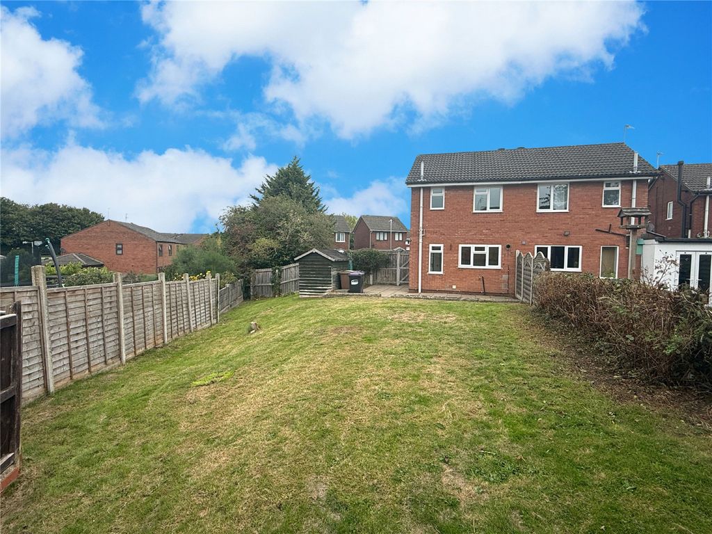 Property photo 2 of 9 Picture No. 12