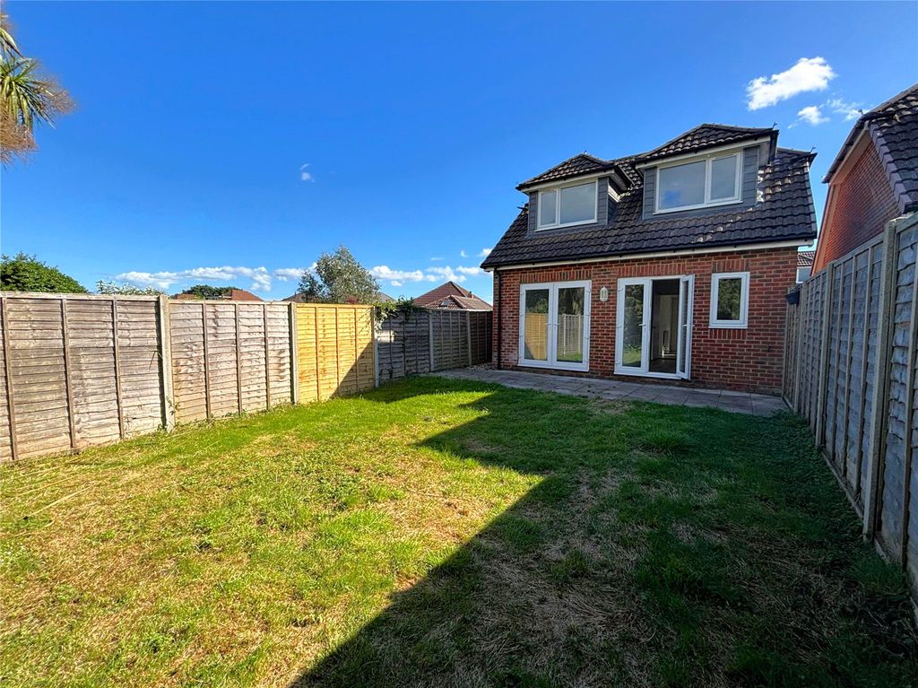 Property photo 3 of 15 Picture No. 04