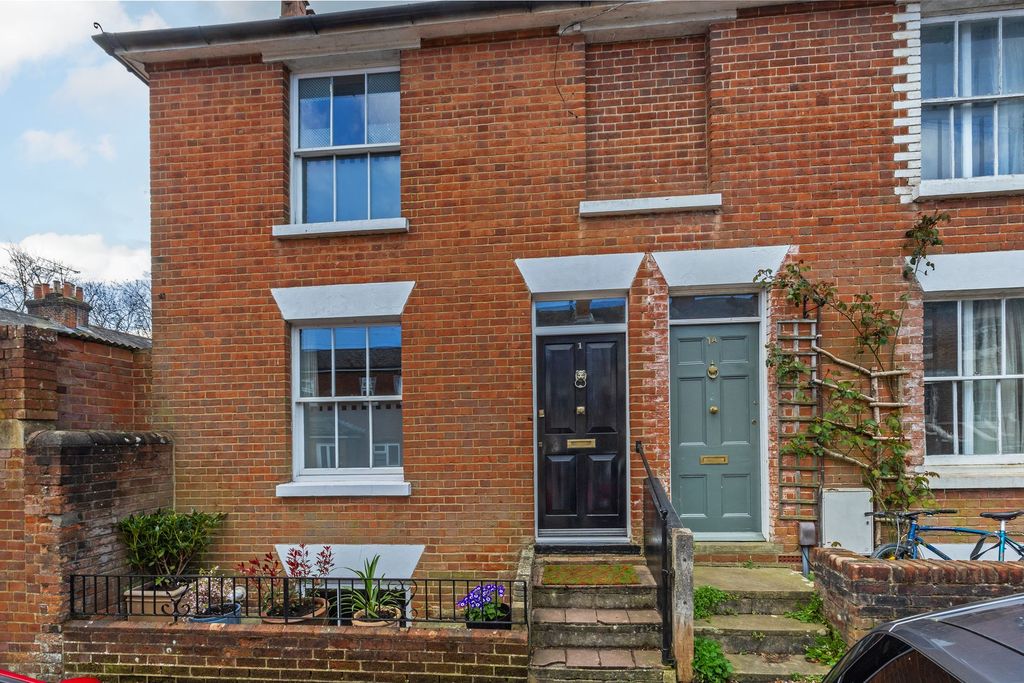 Property photo 1 of 13