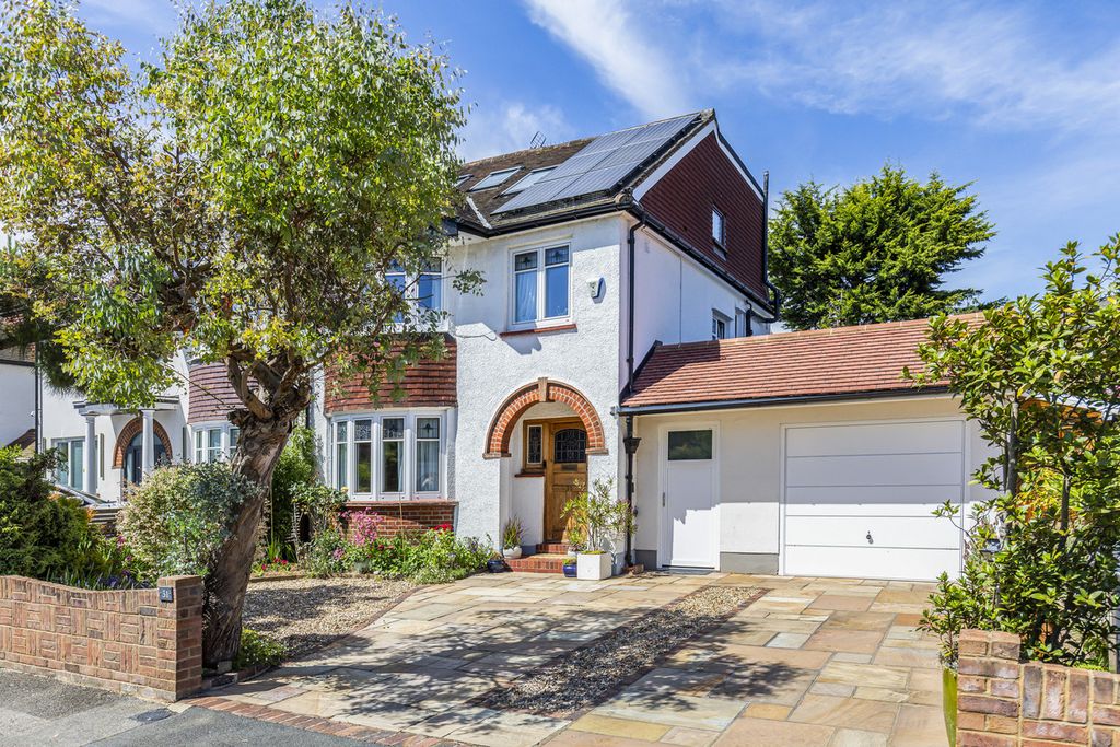 Property photo 1 of 19