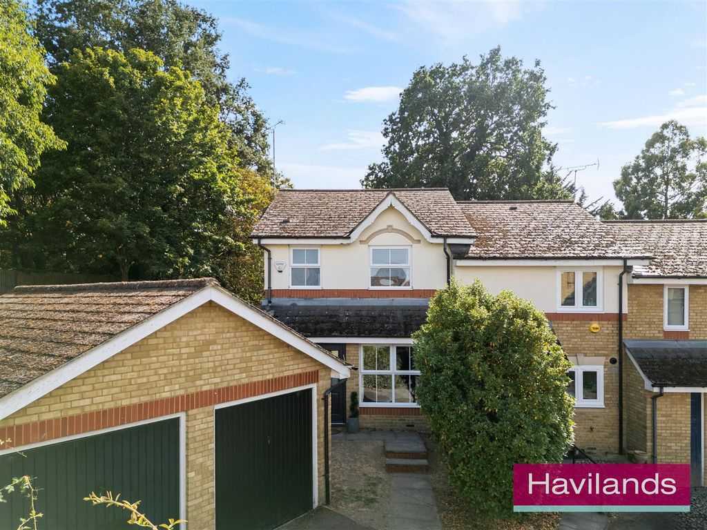 Property photo 1 of 22 Macleod Road-1.Jpg