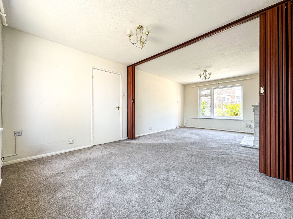 Property photo 3 of 23 5313256