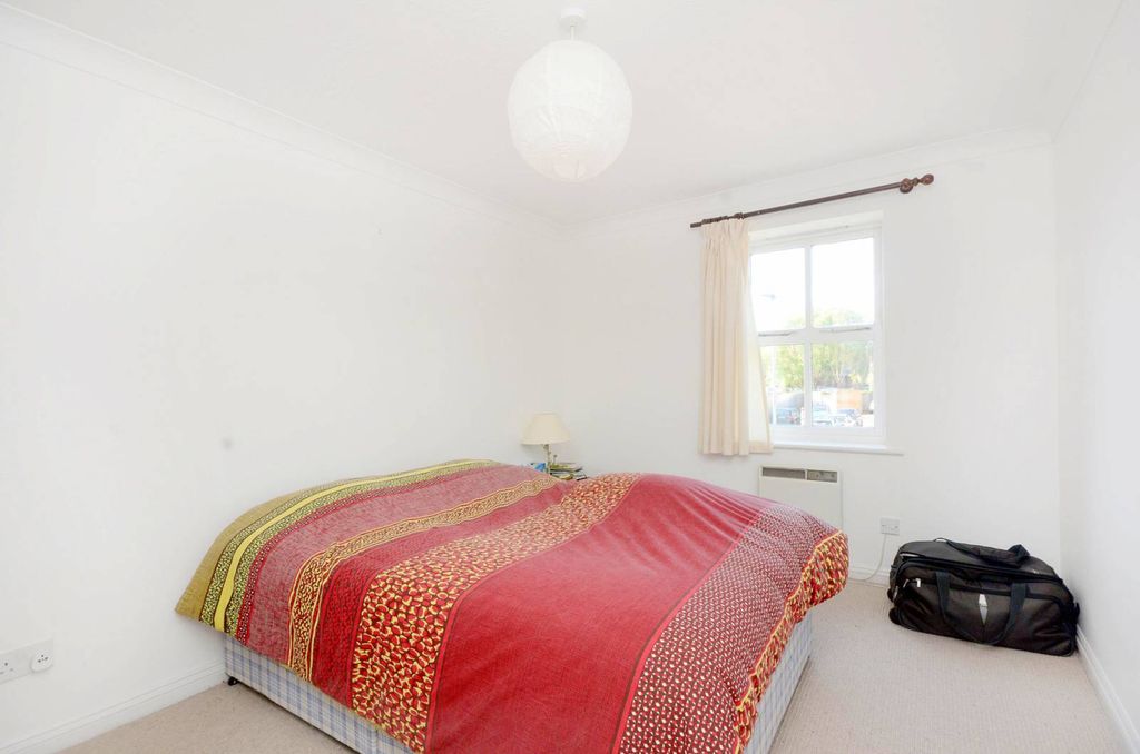 Property photo 3 of 5