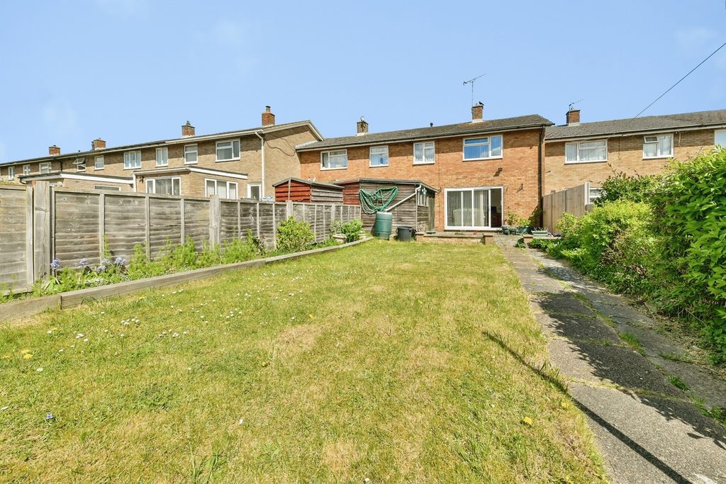 Property photo 3 of 18 Garden