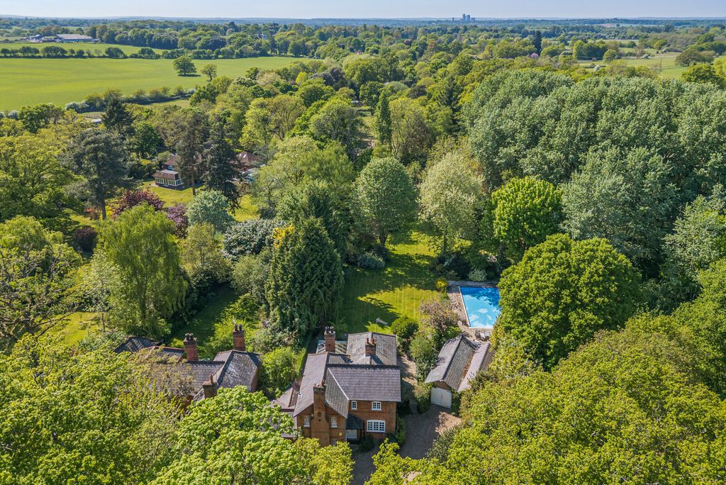 Property photo 2 of 20 Drone