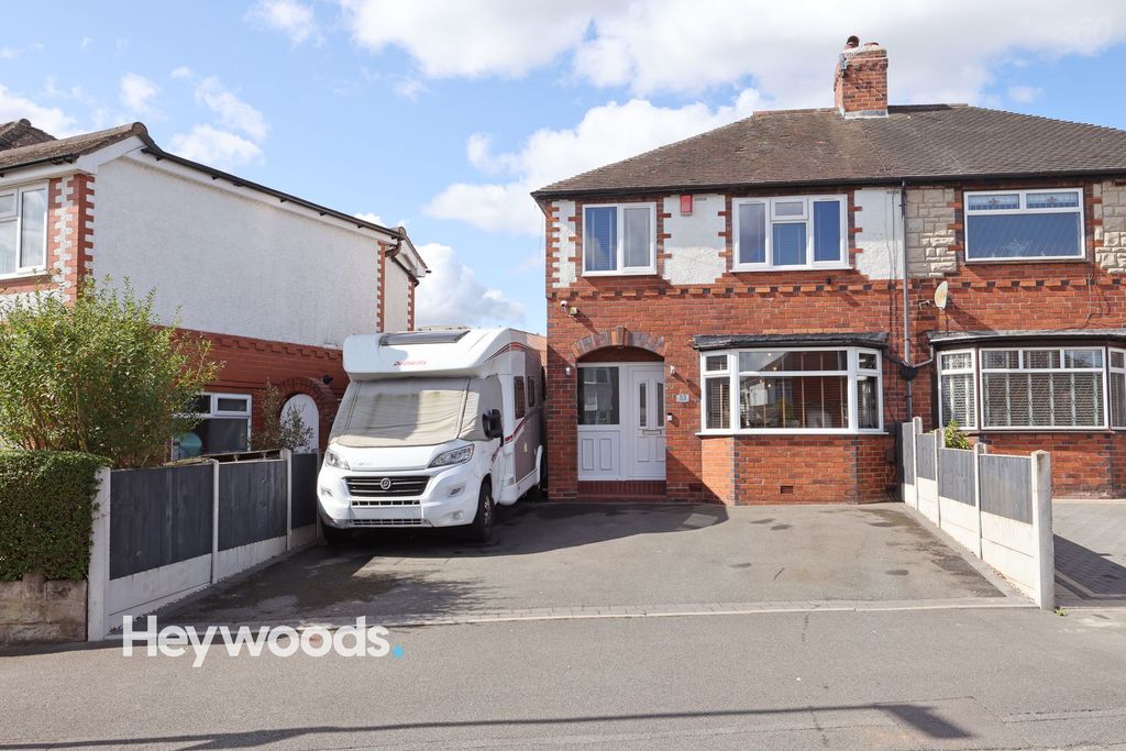 Property photo 1 of 43