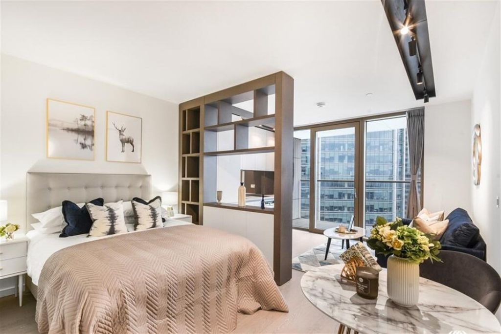 Property photo 1 of 17 (Main)