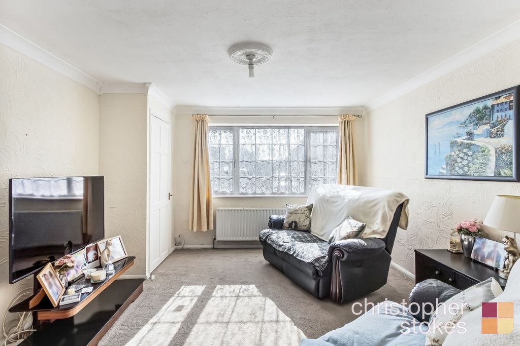 Property photo 3 of 21 4942304