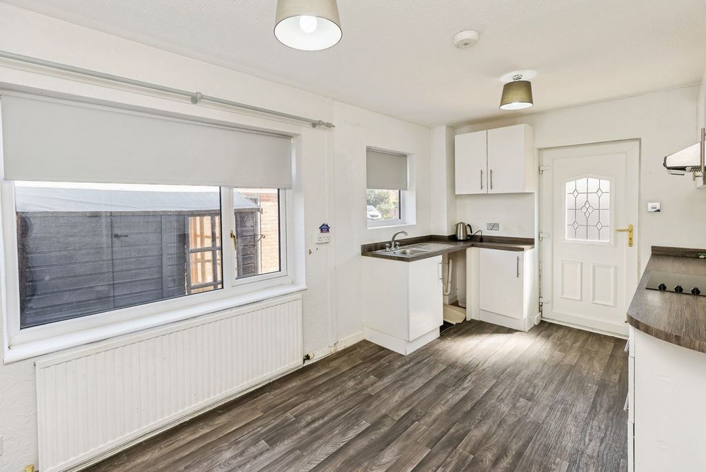 Property photo 3 of 18 Kitchen/Diner