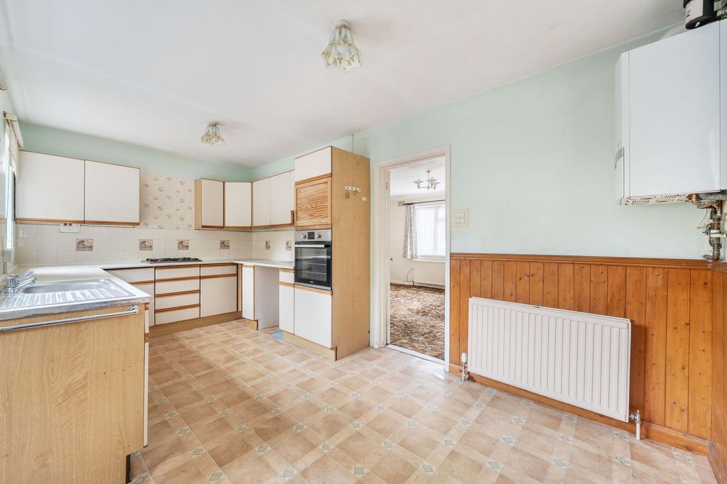 Property photo 2 of 15
