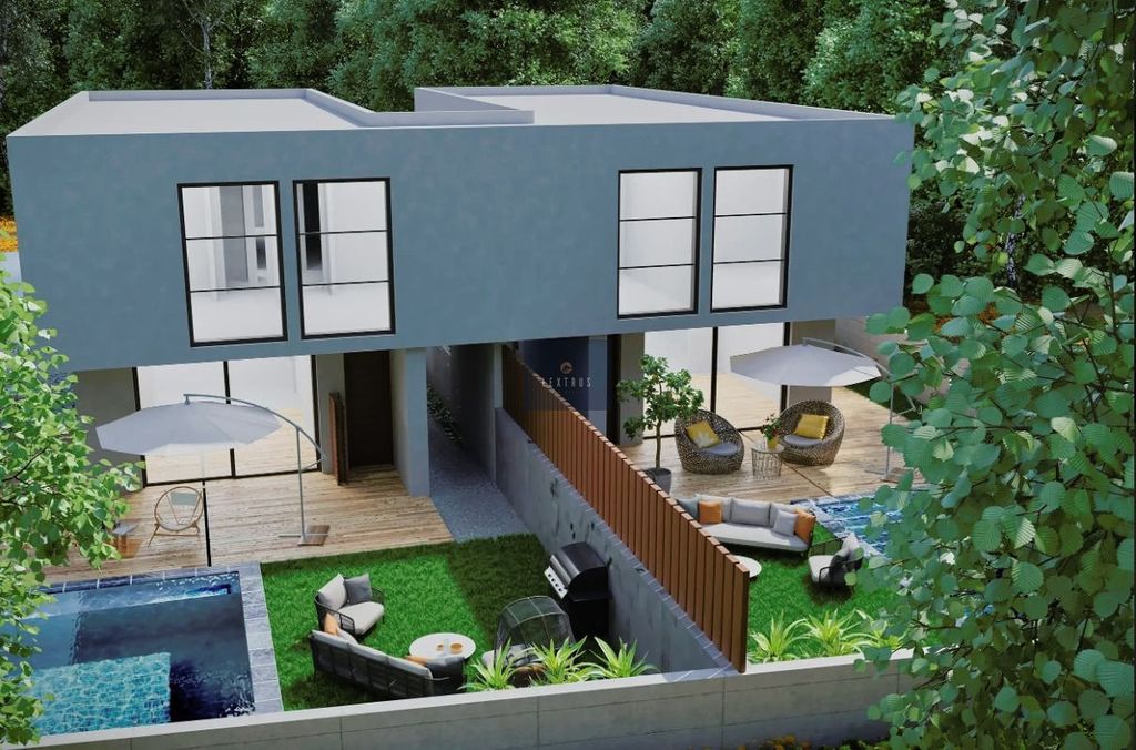 Property photo 2 of 4