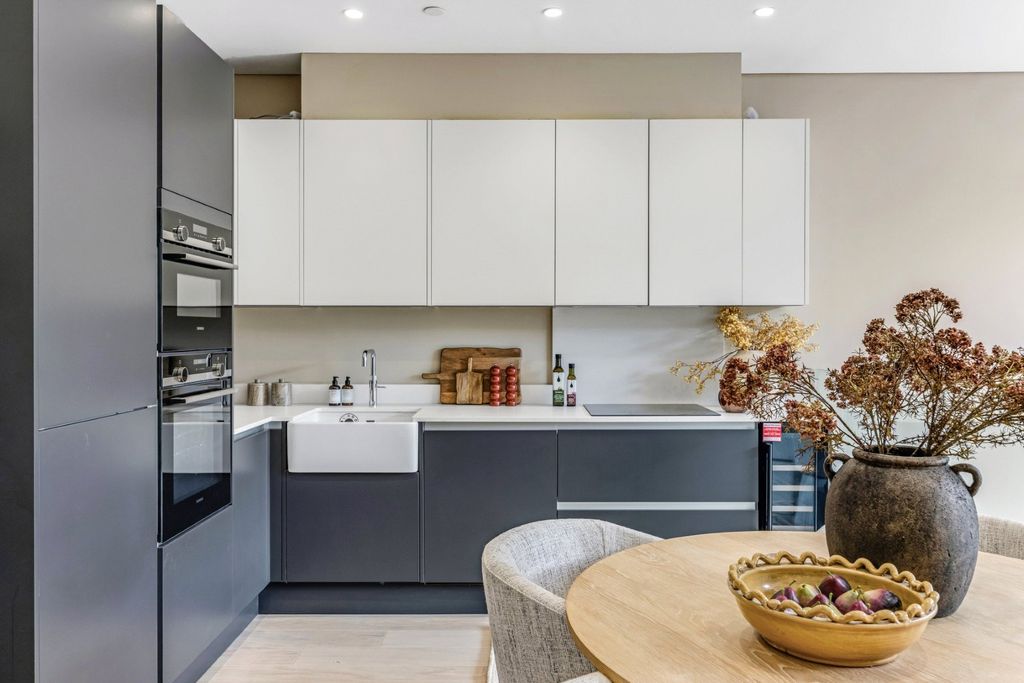 Property photo 2 of 9 Picture No. 26