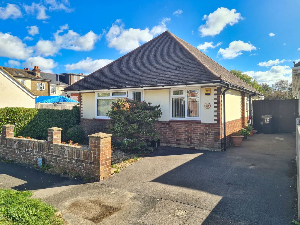 Property photo 1 of 42