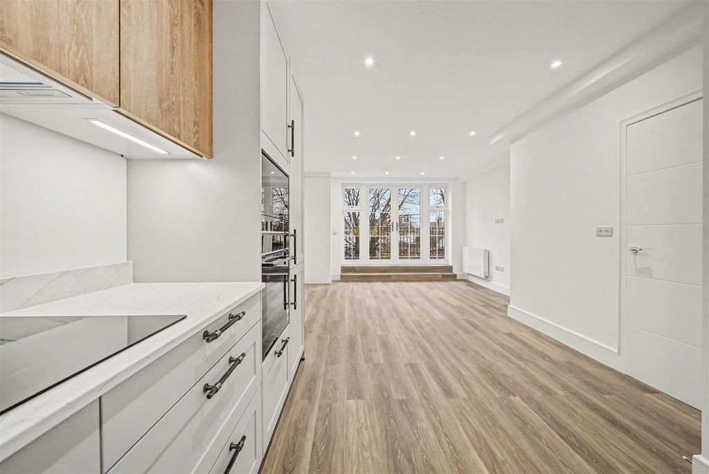 Property photo 3 of 12 3.Jpg