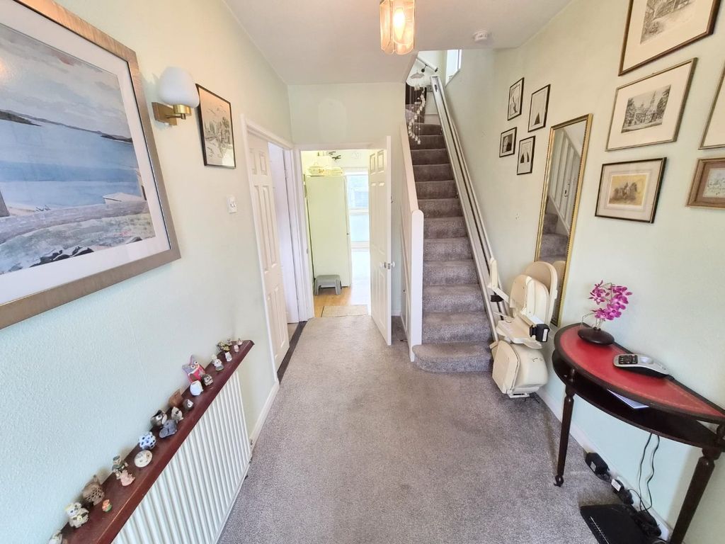 Property photo 3 of 20 3986923