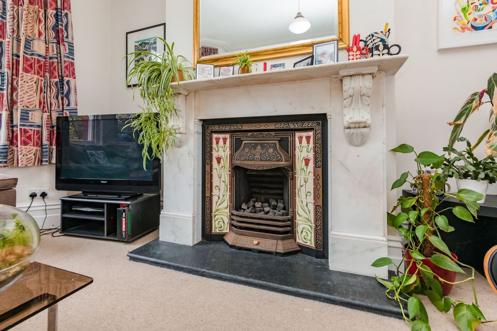 Additional image 11 of 7 bed semi-detached house for saleOffham Road, Lewes BN7
