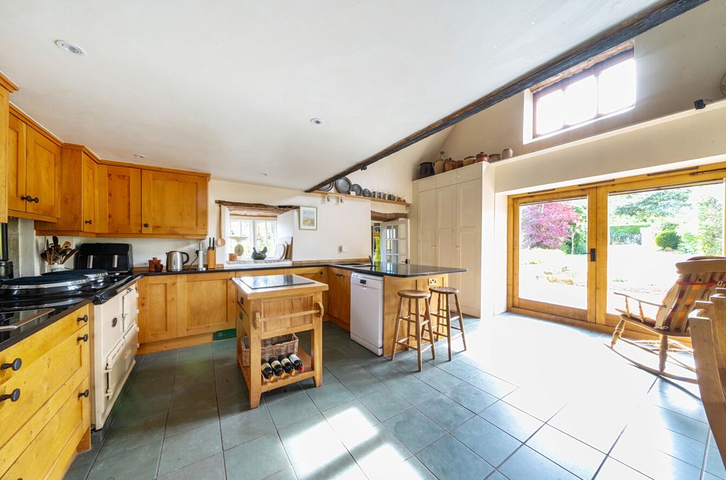 Property photo 3 of 41 1449253-14-69F243...