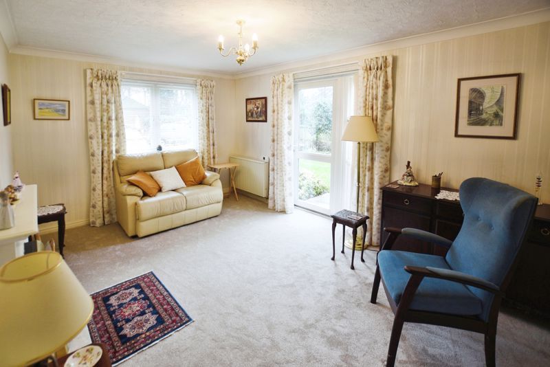 Property photo 2 of 7 Photo 3